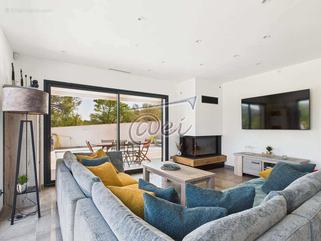 Maison 224 m² à Barjols  - photo 6