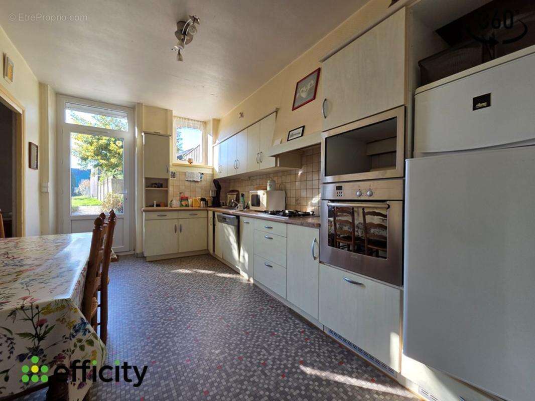 Maison à SAINT-PIERRE-DE-PLESGUEN