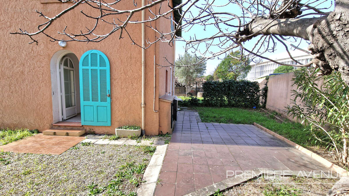 Maison à FREJUS