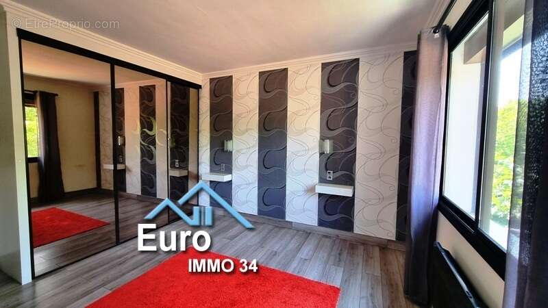Maison de style vigneronne de 160 m² avec grand garage - photo 11