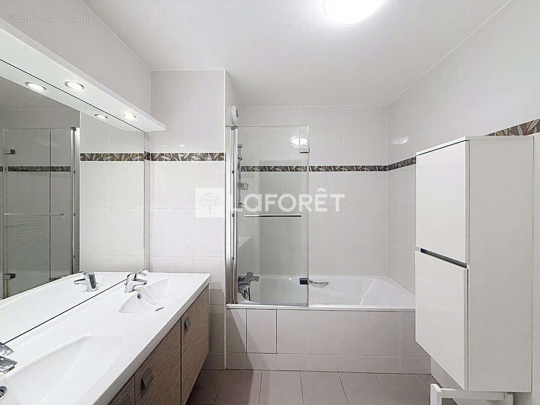 Appartement à LE PLESSIS-ROBINSON