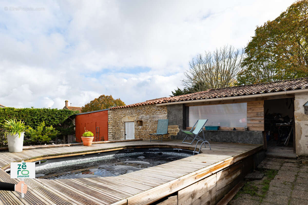 Maison à CHAILLE-LES-MARAIS
