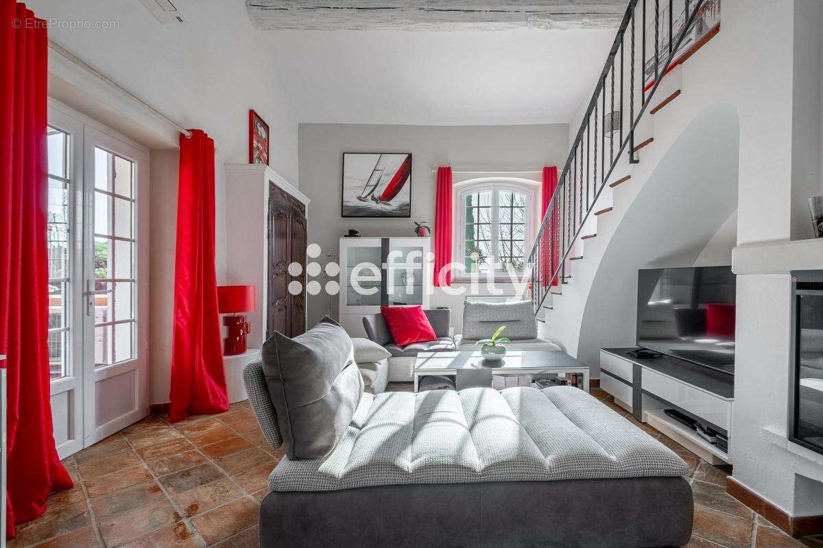 Appartement à RAMATUELLE