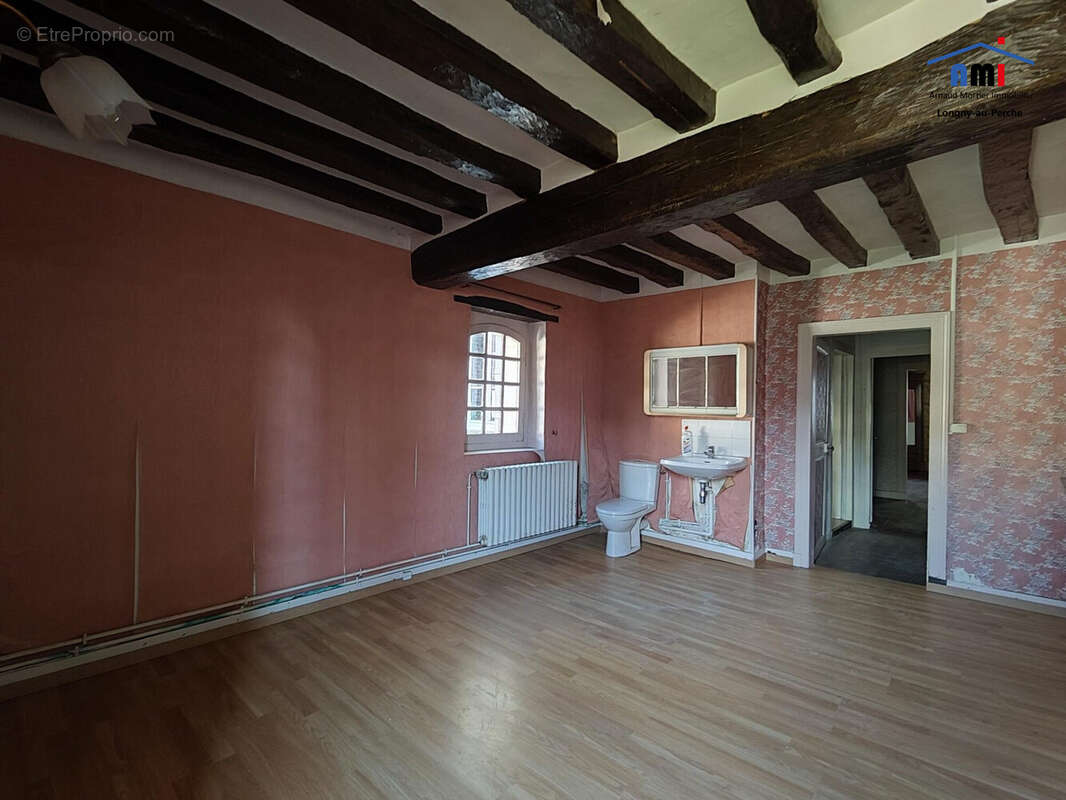 Maison à LONGNY-AU-PERCHE