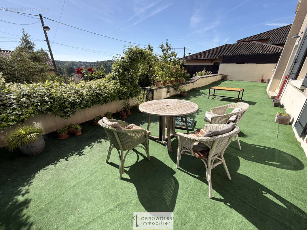 Maison à ROUSSILLON