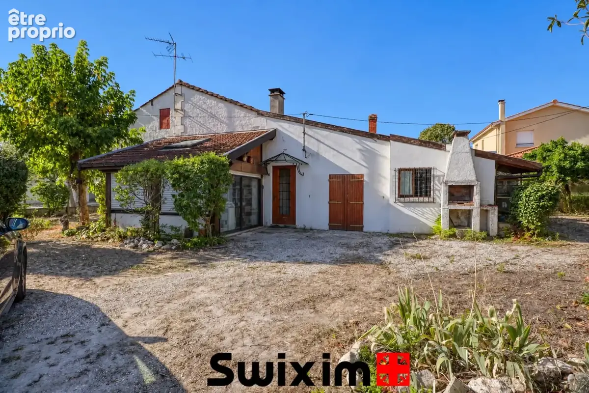Saint-Médard-en-Jalles Centre – Maison 5 pièces avec véranda, garage et beau potentiel - photo 10