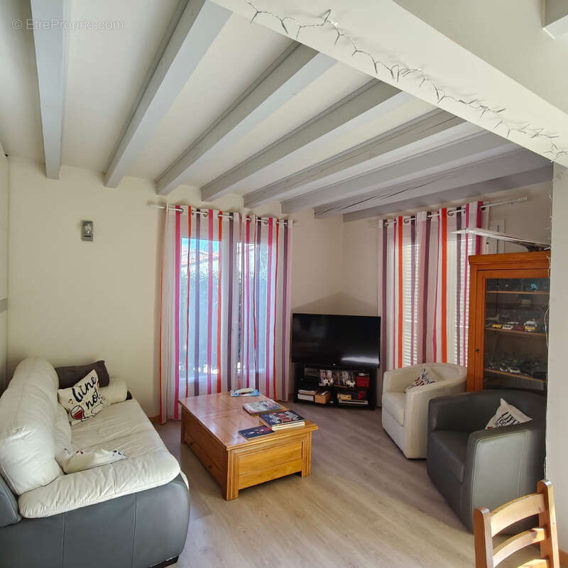 Maison à TOURREILLES