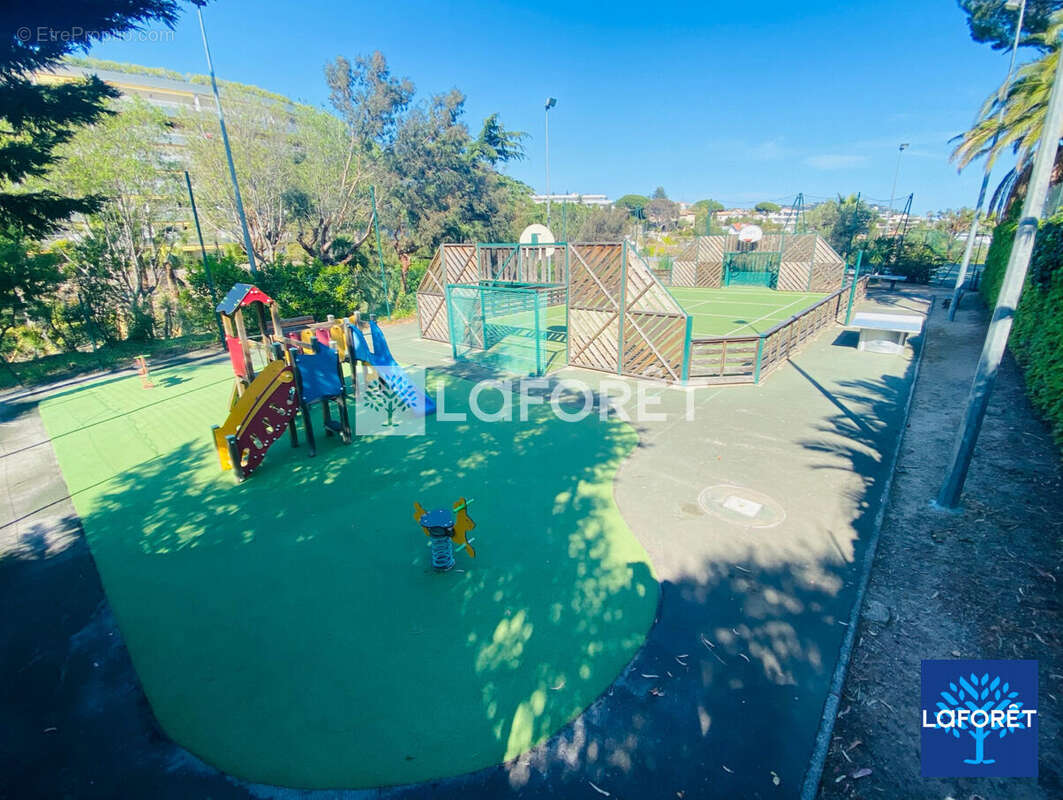 Cannes la Bocca : 2/3 pièces 36 m² avec Terrasse/Jardin et Parking - photo 14