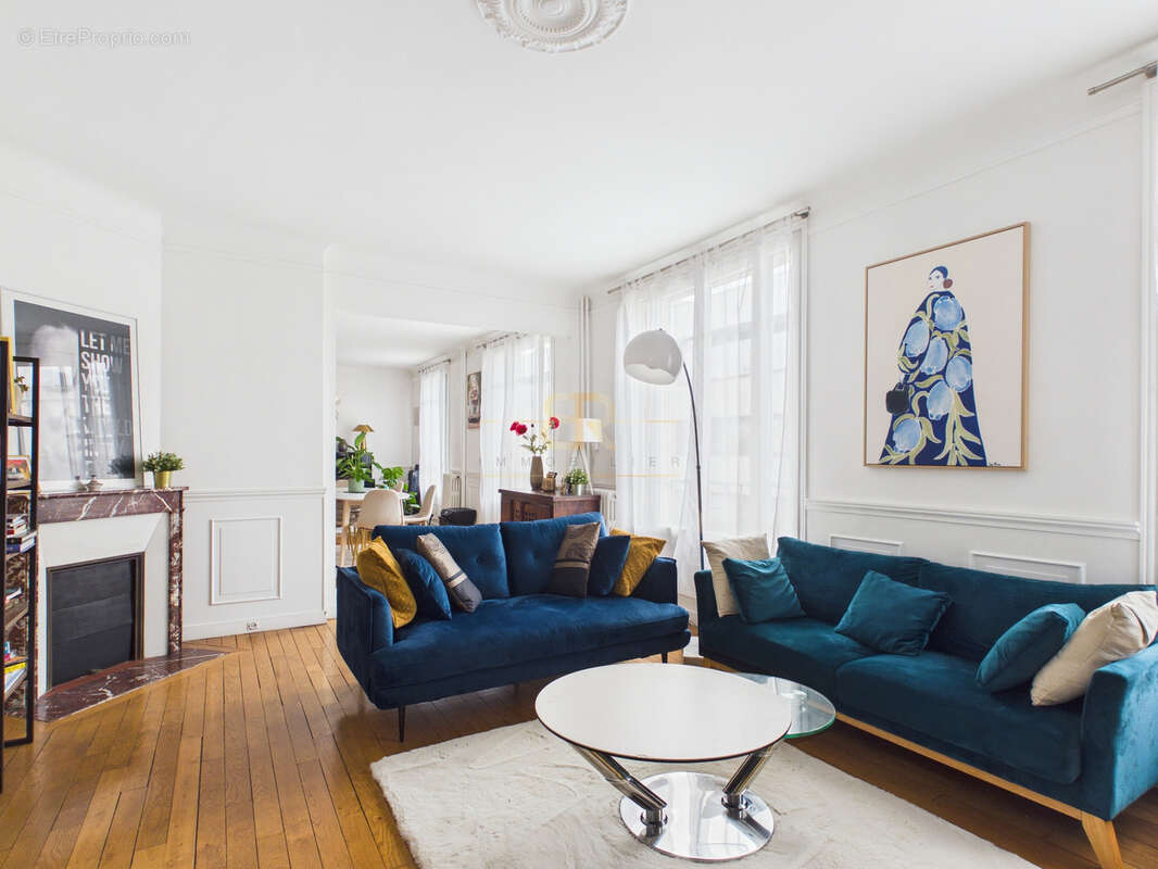 Appartement à SURESNES