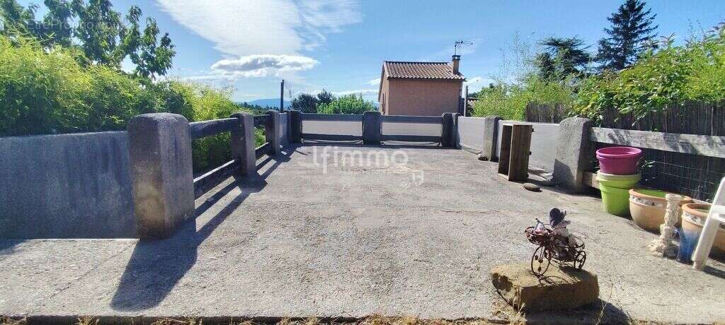 Maison à MALLEFOUGASSE-AUGES