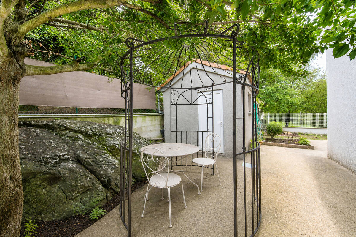 Appartement à CORTE
