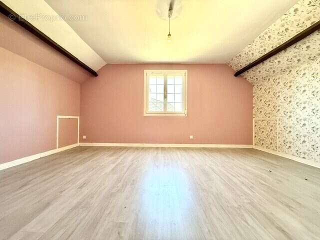 Maison 132 m² à Soissons  - photo 5