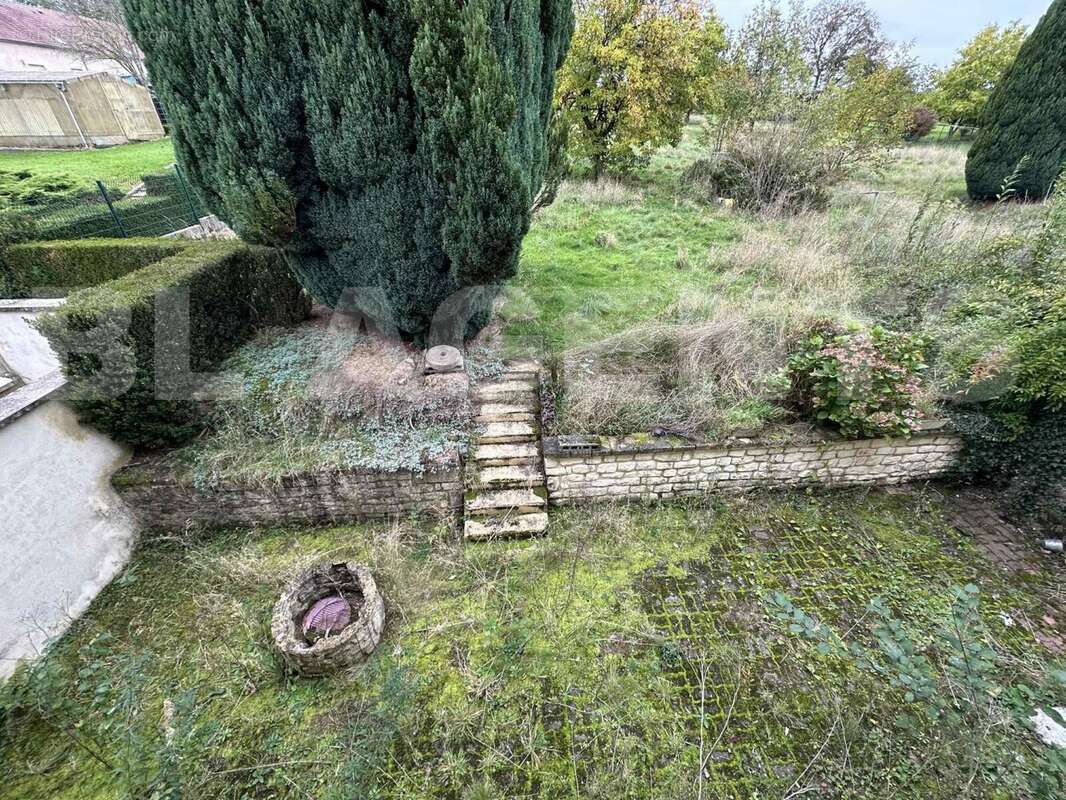 eb1d04f8-b7f0-44c1-a3e7-c41e826604f1 - Maison à TREMBLOIS-LES-CARIGNAN