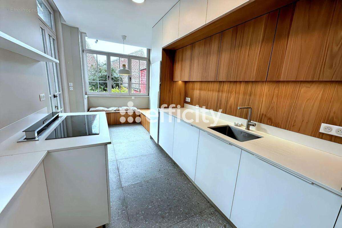 Maison à LA MADELEINE