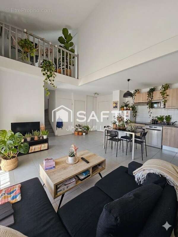 Photo 2 - Appartement à AUCAMVILLE