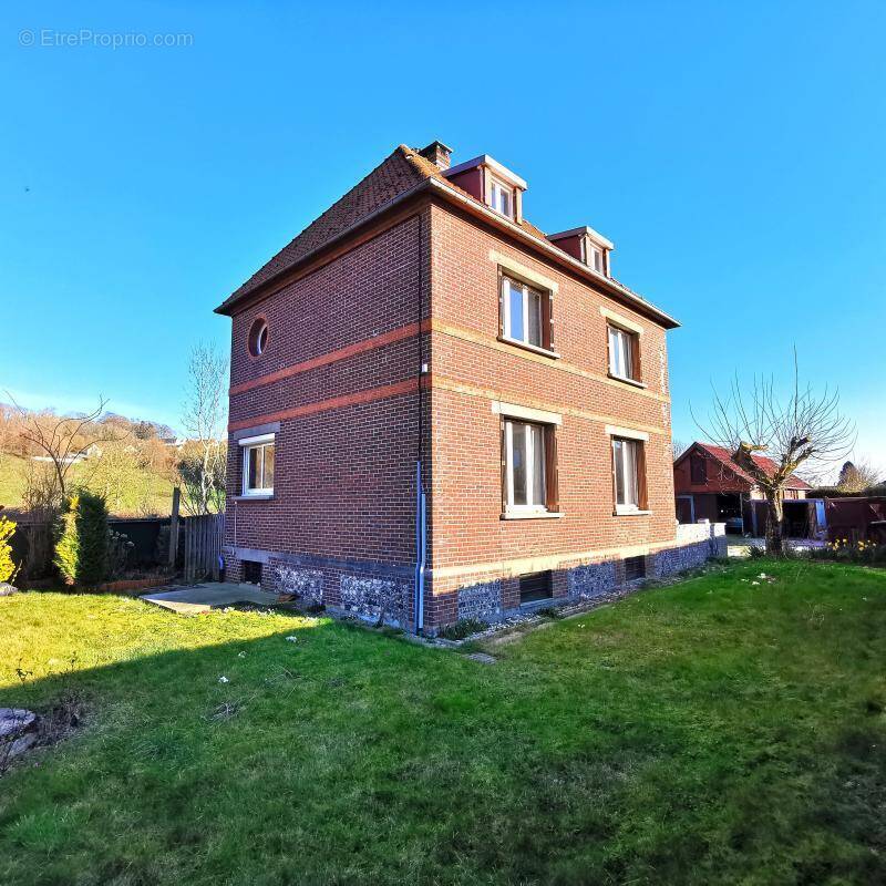 Maison à LONGUEVILLE-SUR-SCIE