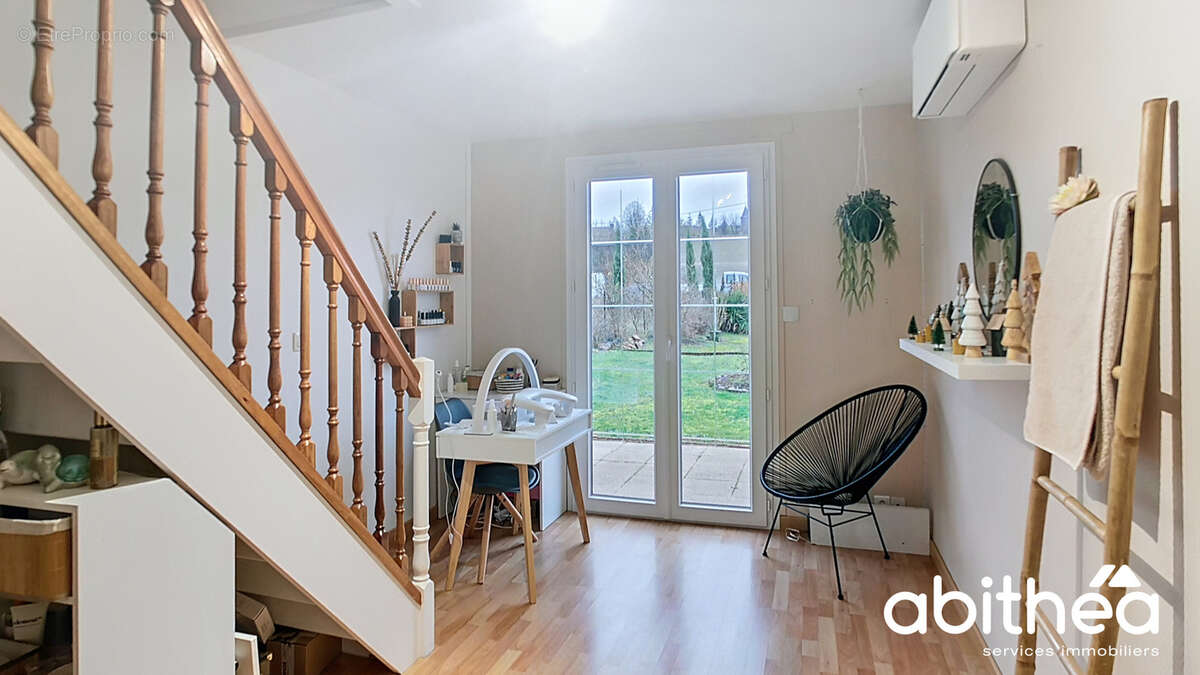 Maison à LAUBRESSEL