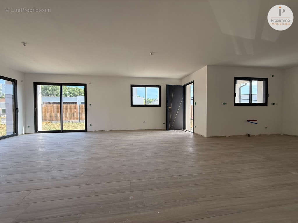BAINS-SUR-OUST ? Maison contemporaine neuve de plain-pied ? 3 chambres ? Garage - photo 13