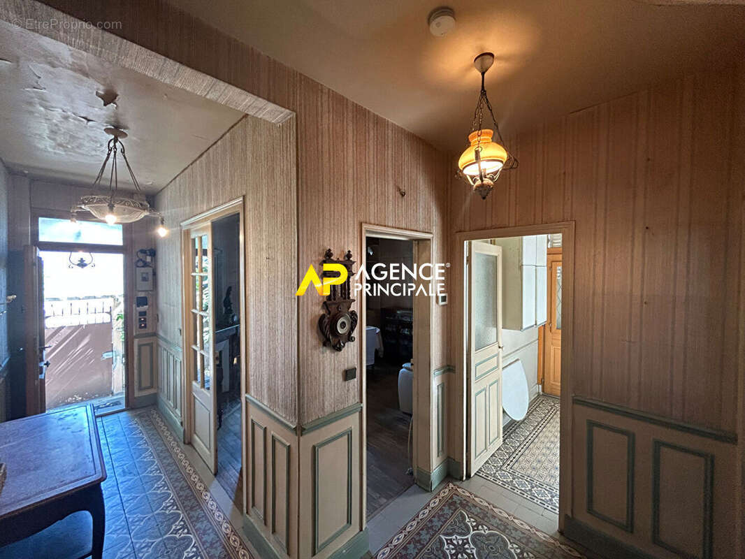 Bezons _ secteur des chenes_ maison - photo 13