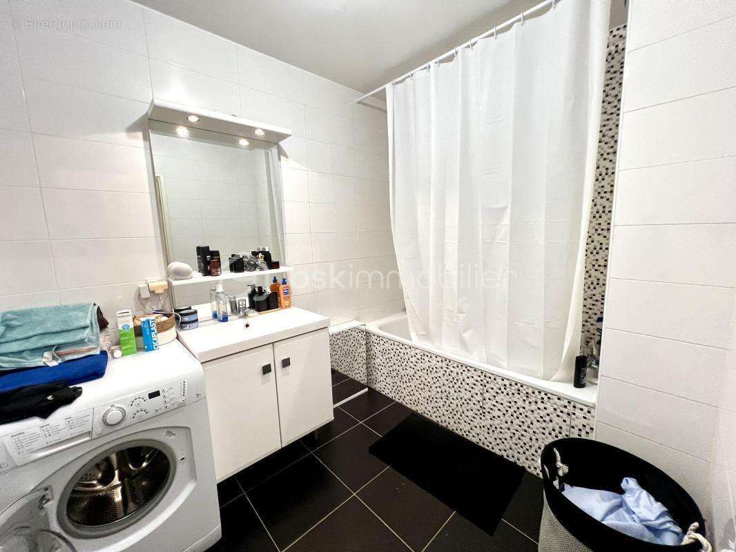 Appartement à CRECY-LA-CHAPELLE