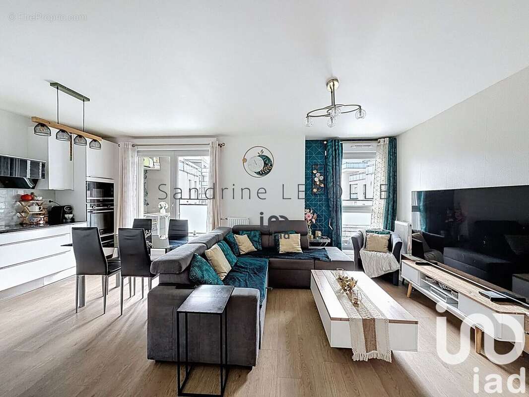 Photo 3 - Appartement à SAINT-THIBAULT-DES-VIGNES