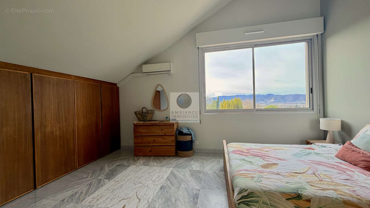 Maison à LORIOL-SUR-DROME