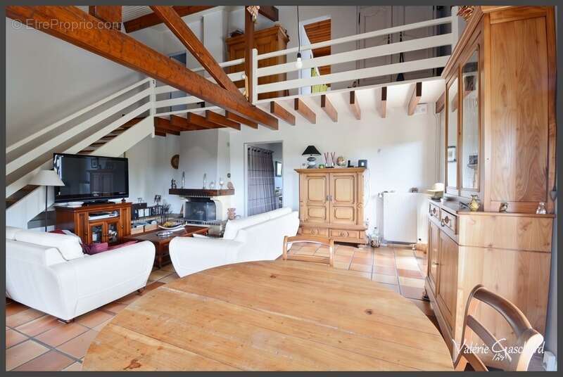 Maison à PORCHERES