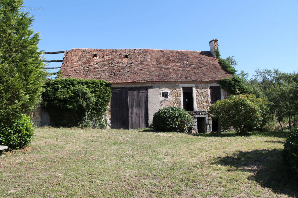 Maison à VICQ-EXEMPLET