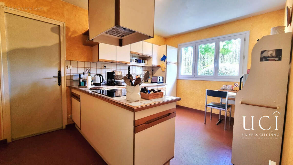 Maison 140 m² à Saint-Herblain  - photo 6