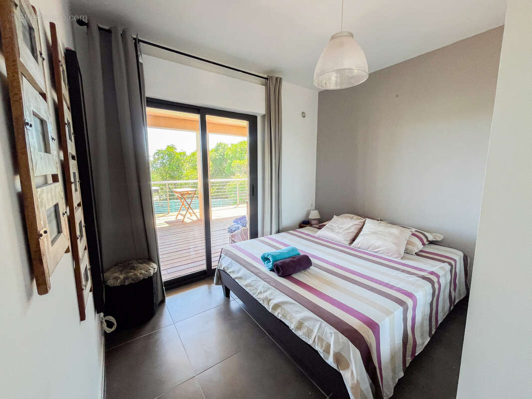 Maison à PORTO-VECCHIO