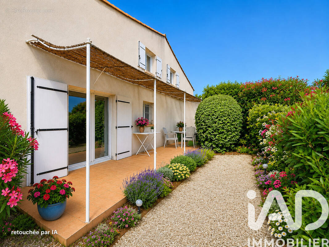 Photo 1 - Maison à TOURRETTES