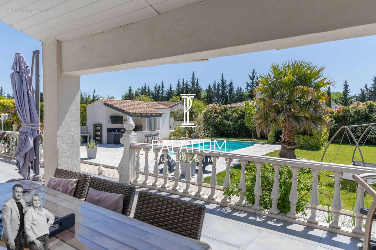 Maison à PELISSANNE