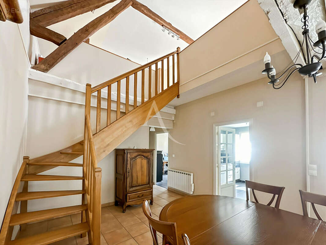 Maison à ETREPAGNY
