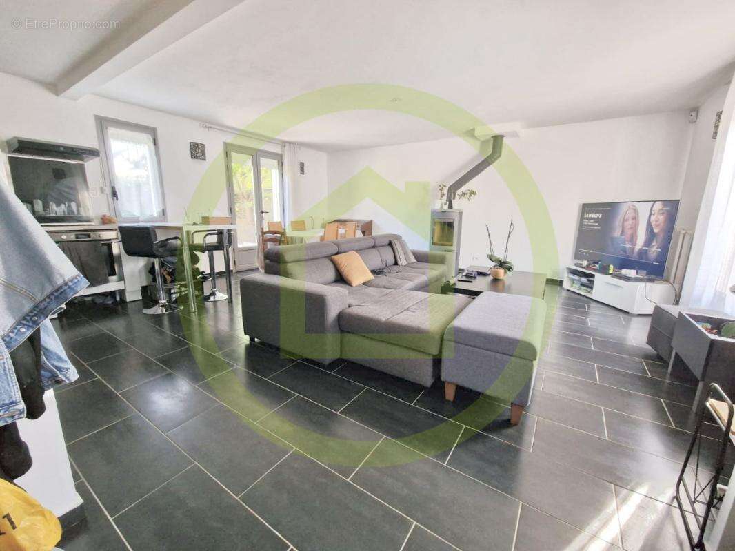 Maison à PONTAULT-COMBAULT