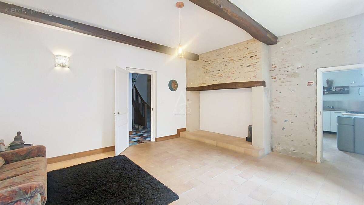 Authentique maison de caractère de165m2 sur la commune de BARCELONNE DU GERS - photo 6