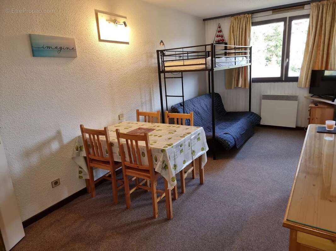 Appartement à SAINT-CHAFFREY