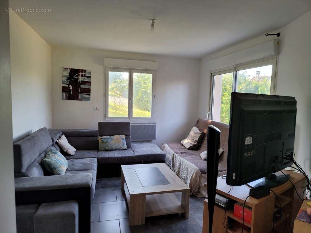 Maison à SAINT-JUST-LE-MARTEL