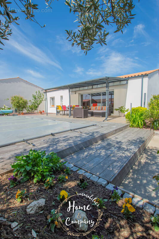 Maison à SAINT-SULPICE-DE-ROYAN