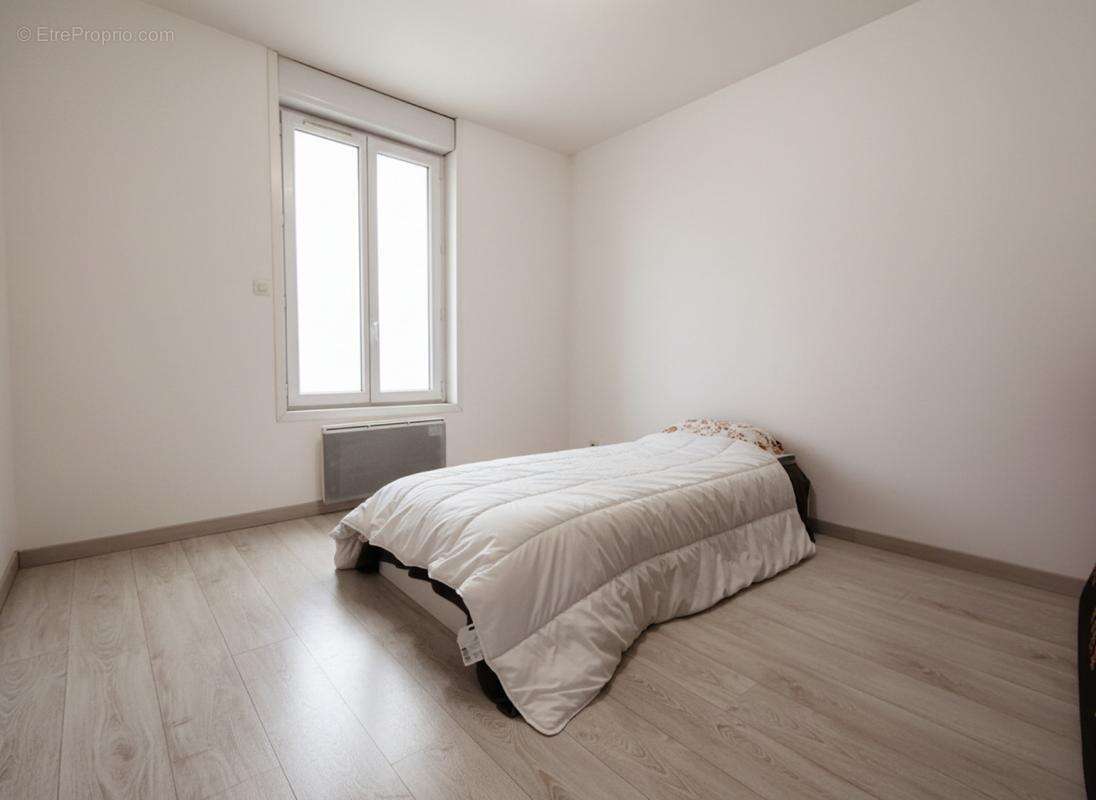 Maison à SIN-LE-NOBLE