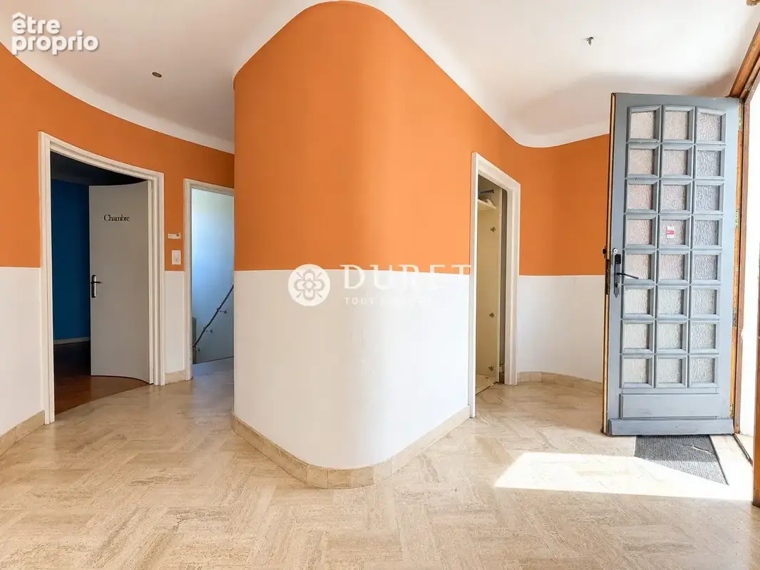 Maison 4 pièces 144 m² à vendre à Challans (85300) - photo 2