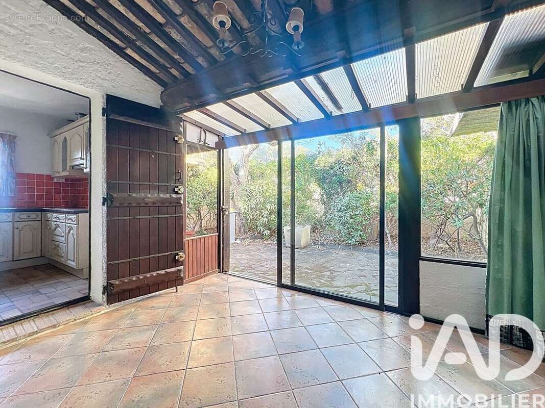 Photo 6 - Maison à ROQUEBRUNE-SUR-ARGENS