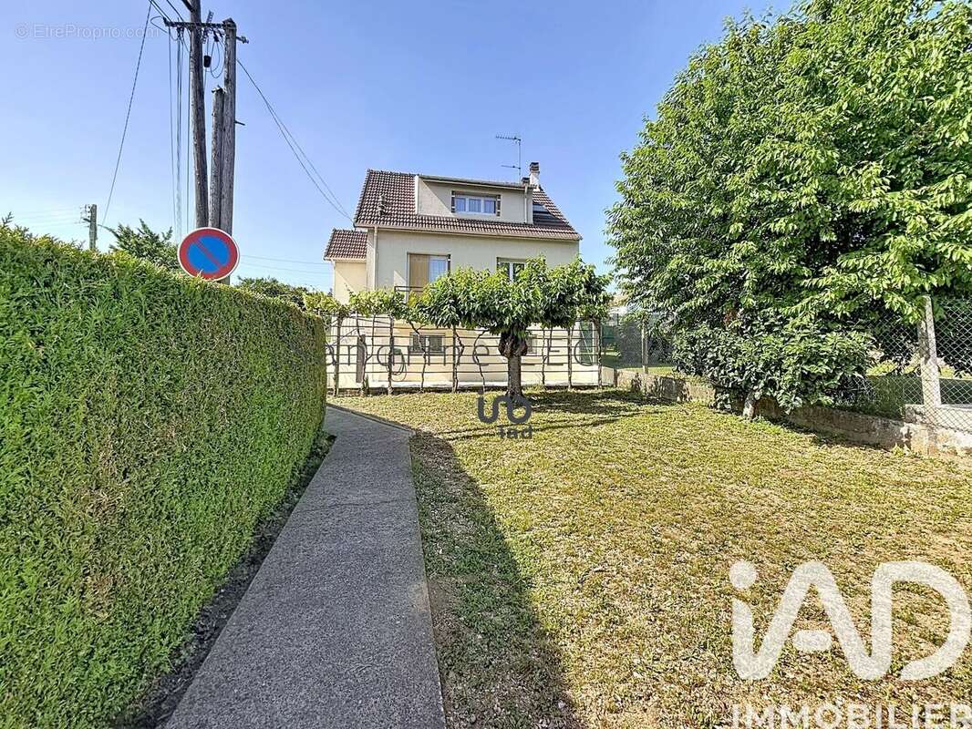 Photo 2 - Maison à DAMPMART