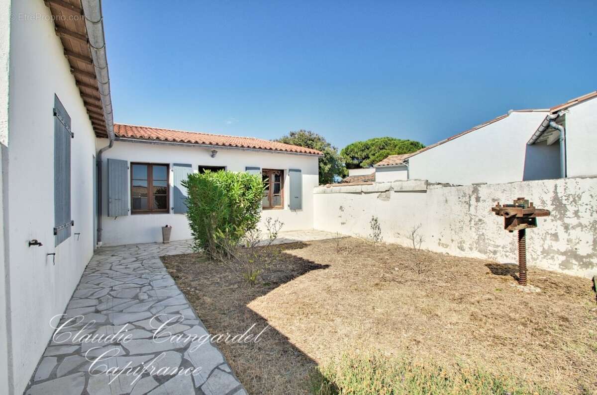 Maison à vendre 3 pièces, opportunité rare à Sainte-Marie-de-Ré, La Noue : maison à fort potentiel, idéalement située au calme,  - photo 16