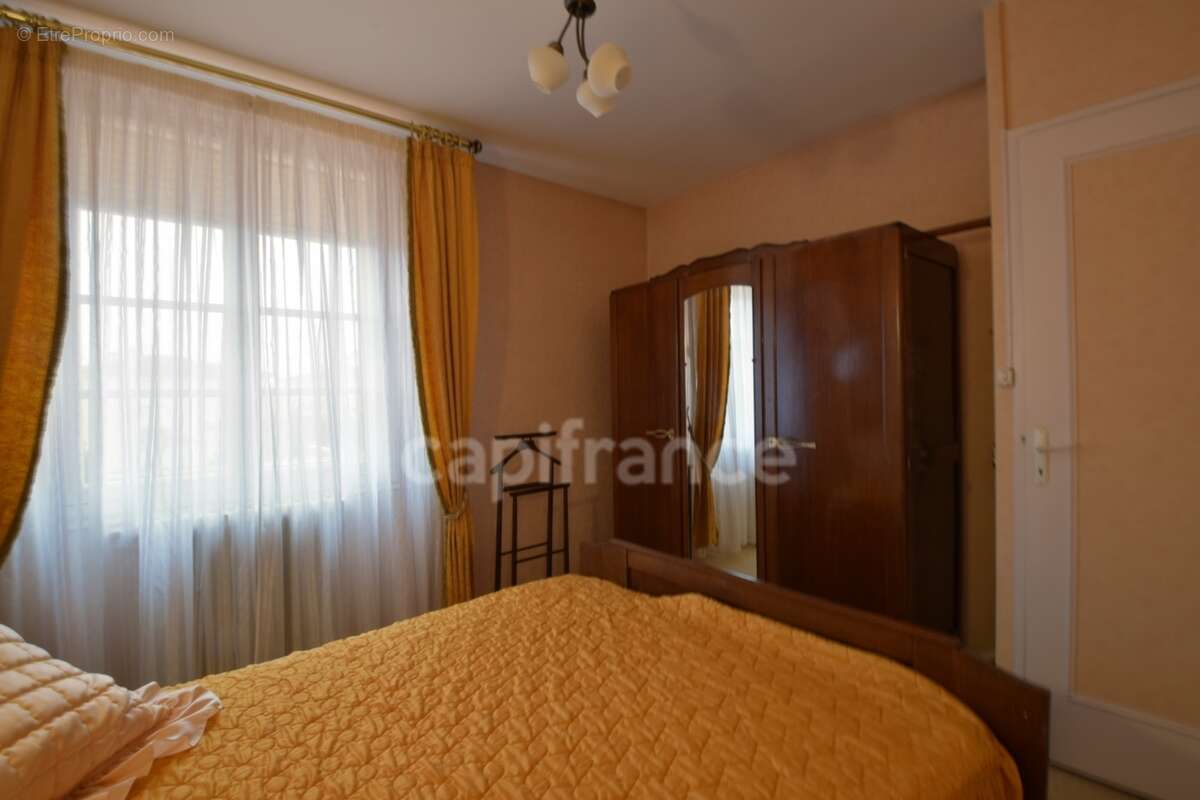 Maison de 117m2 - 3 chambres - 2 cours extérieures - proche des commerces à pieds à TONNEINS - photo 12