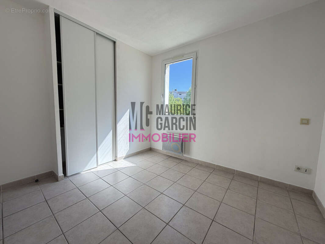 Appartement à MALAUCENE