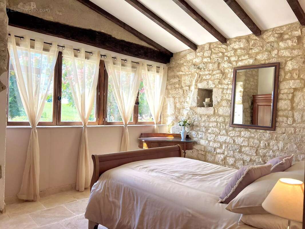 Maison à DURAS