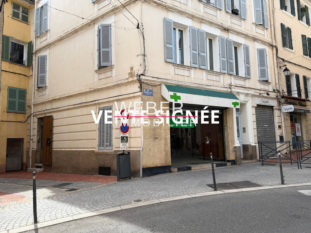Commerce à OLLIOULES