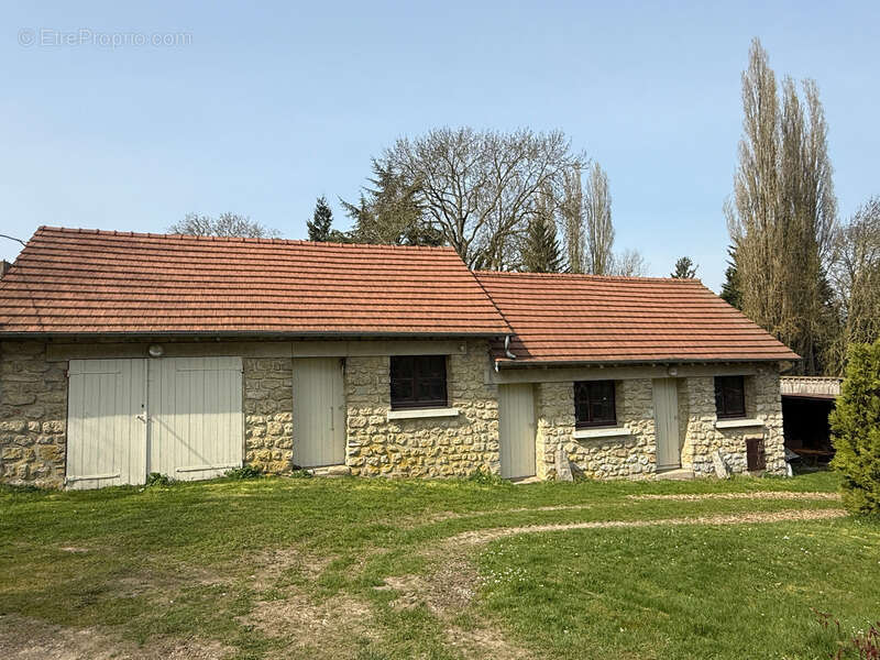 Maison à GRISY-LES-PLATRES