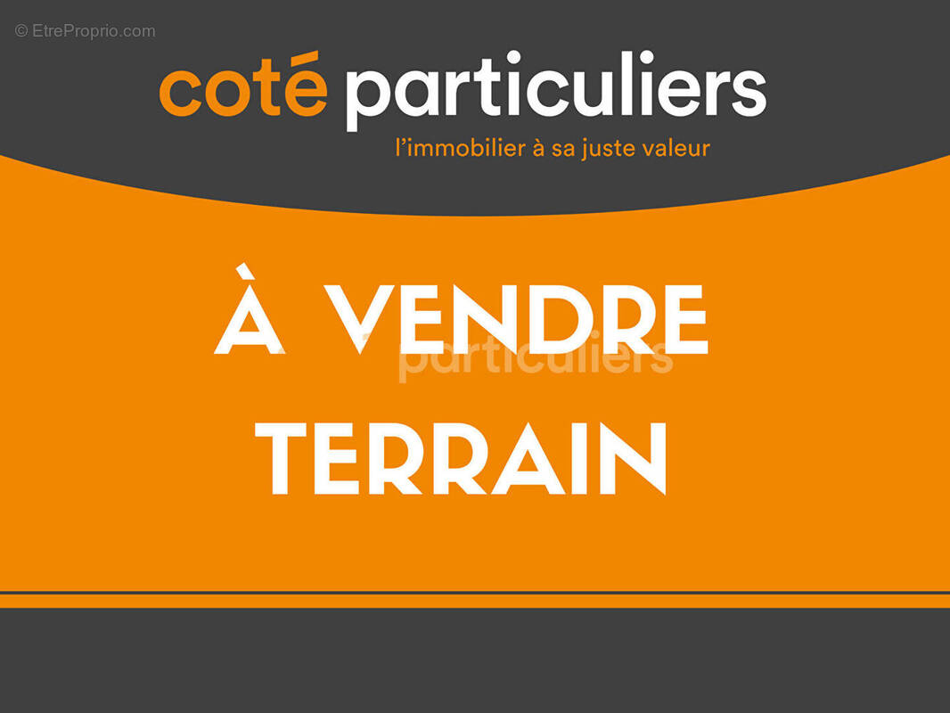 Terrain à LE VAL-SAINT-PERE