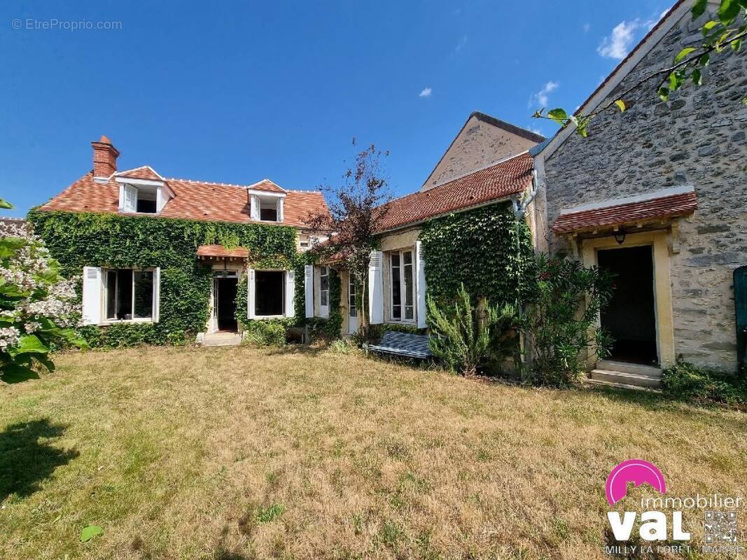 Maison à MILLY-LA-FORET